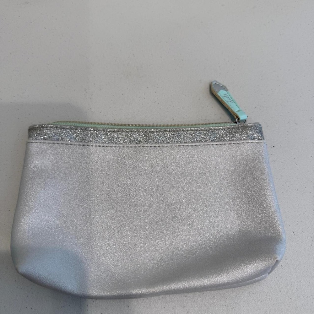 Ipsy Metallic Silver Makeup Bag Glitter Trim Mint Green Interior Cosmetic Pouch